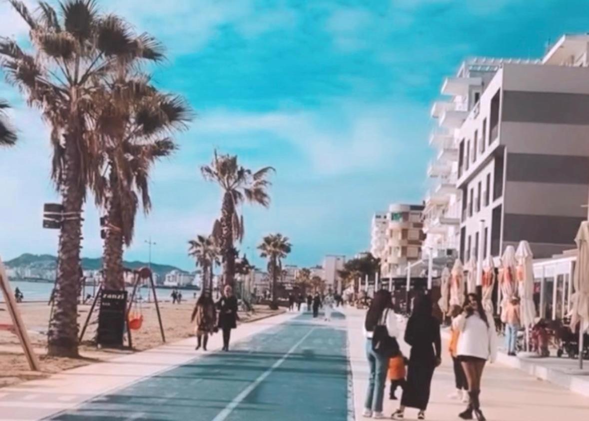 Durres Strand Direkt Am Meer エクステリア 写真