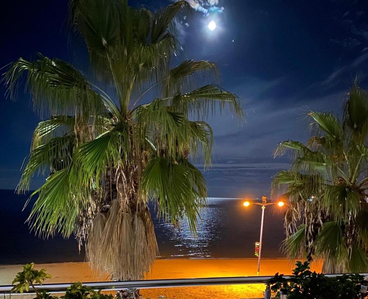 Durres Strand Direkt Am Meer エクステリア 写真